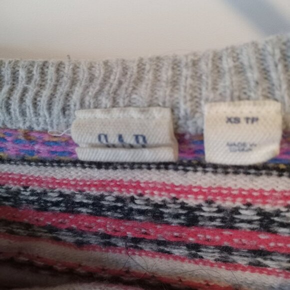 Gap - striped colorful sweater size S - Picture 4 of 4